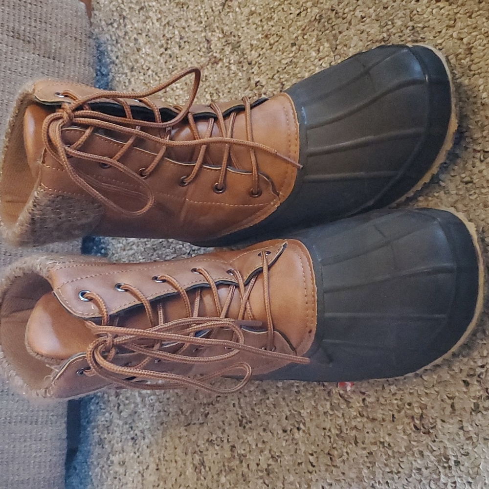 Torrid 12W Duck Boots